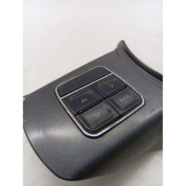 Moldura Acabamento Do Volante Com Botão Fiat Mobi 2016