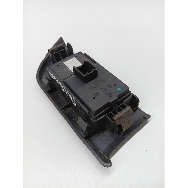 Botao Comando Vidro Dianteiro Esquerdo Onix 2014