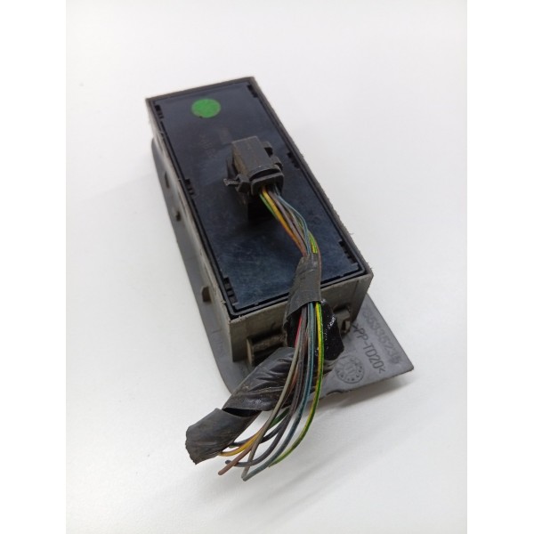 Comando Vidro Elétrico Esquerdo Dianteiro Fiat Palio 2017