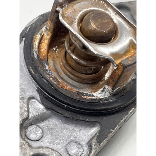 Válvula Termostatica Chevrolet Celta 1.0 2010