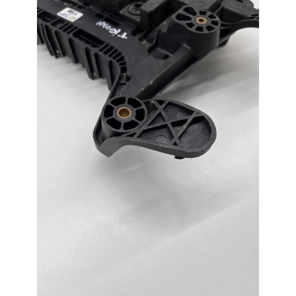 Base Suporte Caixa Bateria Volkswagen Tiguan Tsi 2013