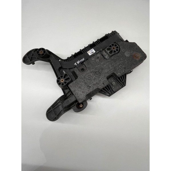 Base Suporte Caixa Bateria Volkswagen Tiguan Tsi 2013