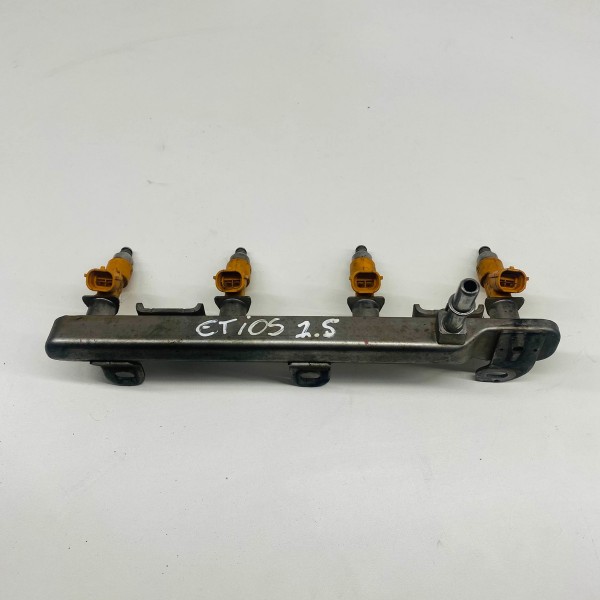 Flauta Com Bico Toyota Etios 1.5\1.3 16v 2013 A 2015