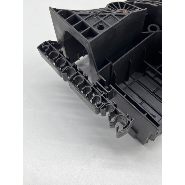 Suporte Caixa Fusível Audi Q3 1.4 Tsi 2015 A 2019