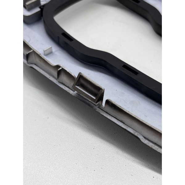 Moldura Acabamento Alavanca Cambio Automático Gm Spin 2019