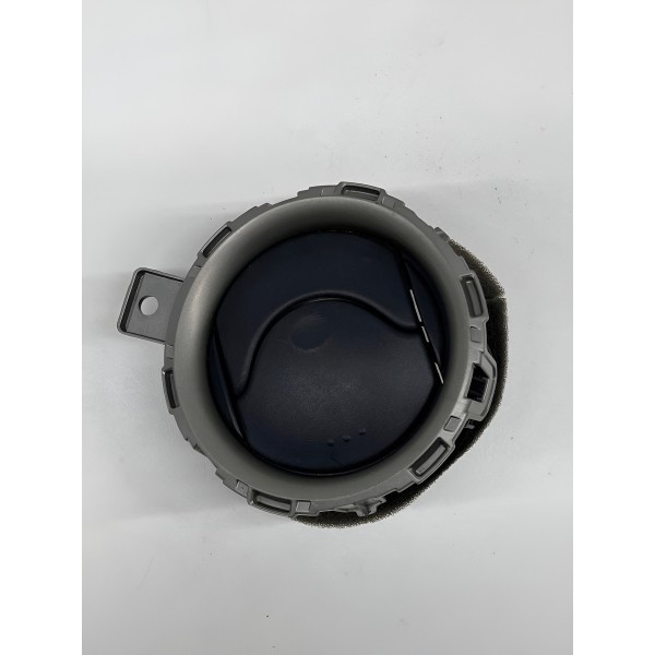 Difusor Lateral Nissan Versa 2018