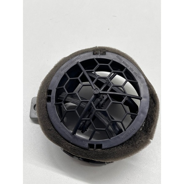 Difusor Lateral Nissan Versa 2018