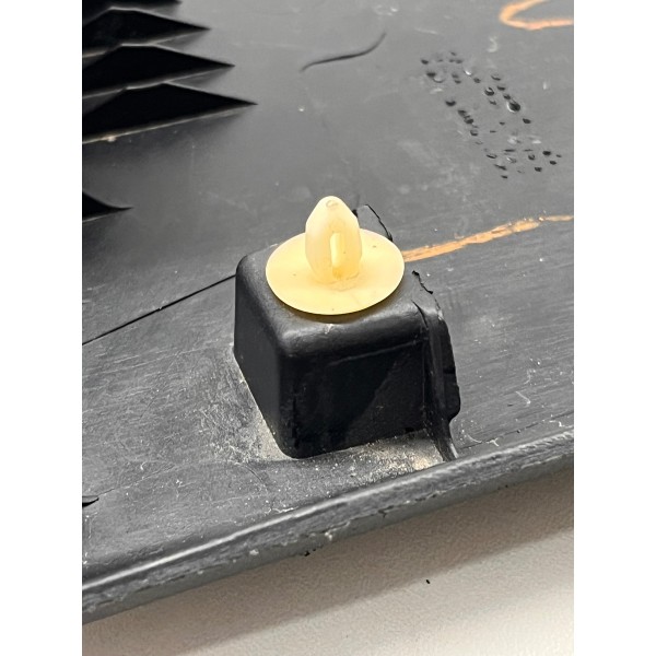 Acabamento Interno Retrovisor Esquerdovolkswagen Up 2019