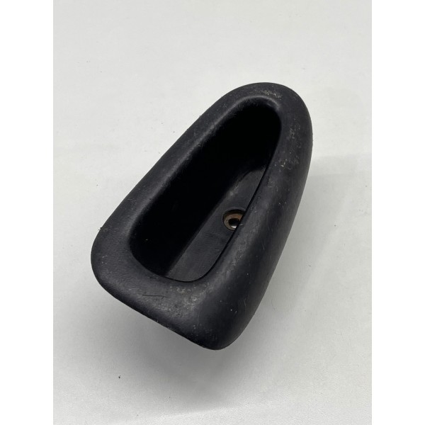 Puxador Porta Traseira Esquerda Peugeot 208 2013 Original