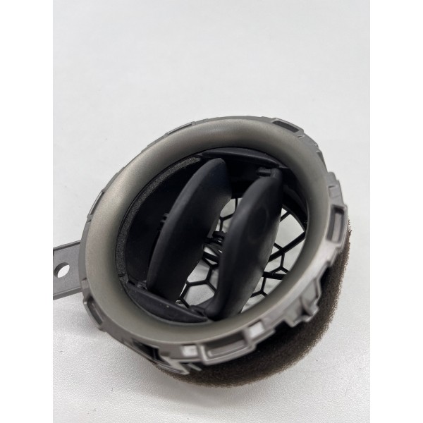 Difusor Ar Lateral Esquerdo Nissan March 2012 2013 14 A 2016