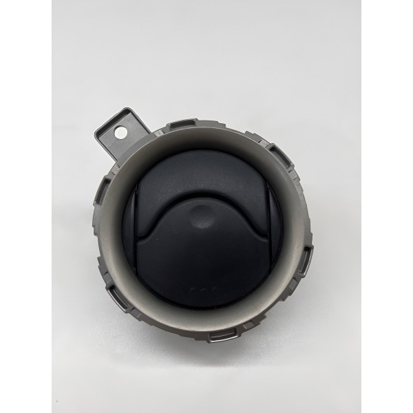 Difusor Ar Lateral Esquerdo Nissan March 2012 2013 14 A 2016