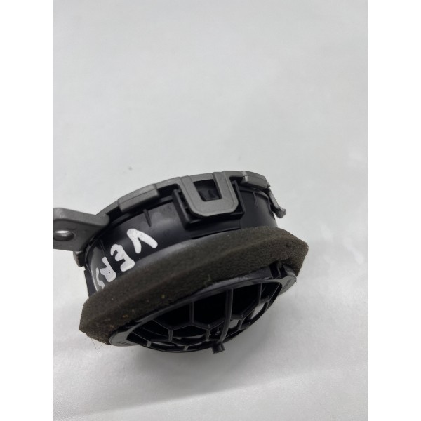 Difusor Ar Lateral Esquerdo Nissan March 2012 2013 14 A 2016