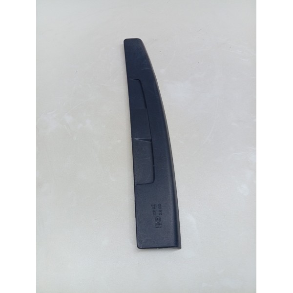 Acabamento Lanterna Traseira Direita Vw Saveiro G7 2016