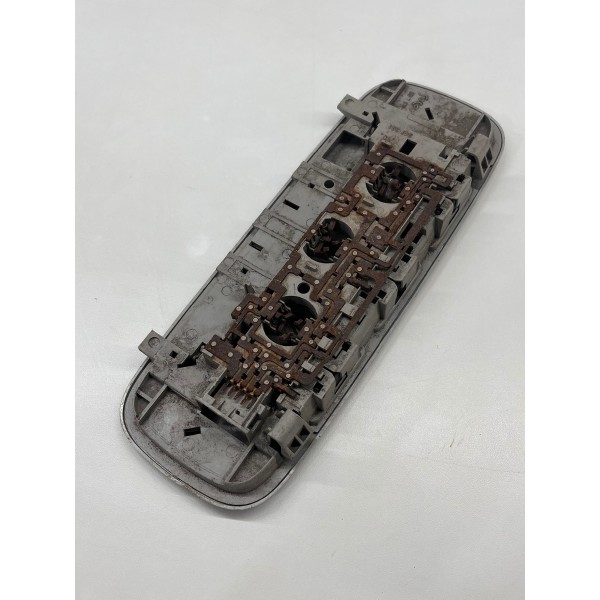 Moldura Acabamento Luz Teto Cortesia Volkswagen Jetta 2008