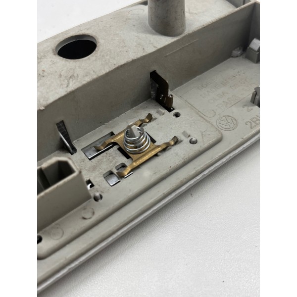 Luz Teto Cortesia Volkswagen Saveiro 2013 A 2016