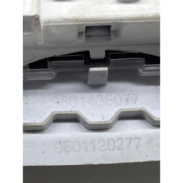 Luz Teto Cortesia Peugeot 2008 1.6 2015 A 2019