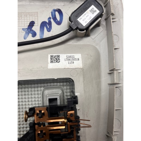 Lanterna Central Luz Teto E Moldura Chevrolet Onix 2012