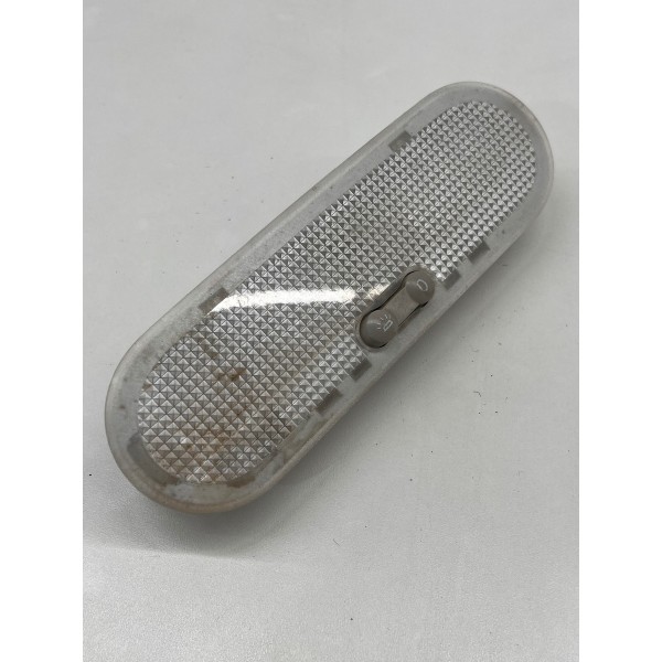 Luz Teto Cortesia Dianteira Nissan Versa 1.6 2014