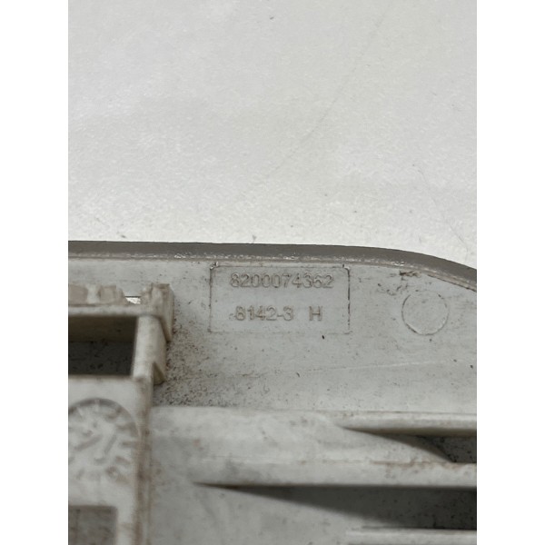 Luz Teto Cortesia Dianteira Nissan Versa 1.6 2014