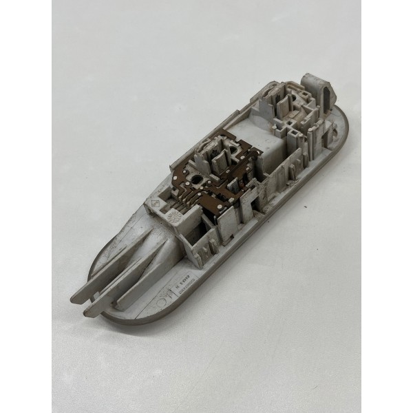 Luz Teto Plafonier Cortesia Nissan March 2011 A 2014