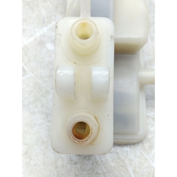 Reservatório Fluído Freio Chevrolet Tracker 2017