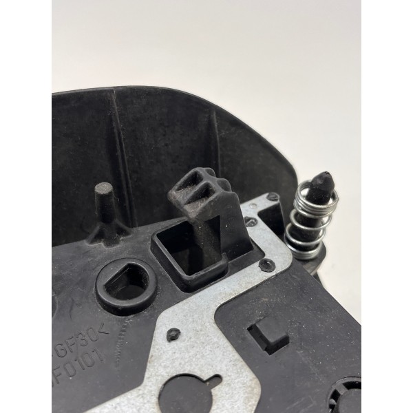 Tampa Do Volante Do Motorista Peugeot 207  2011