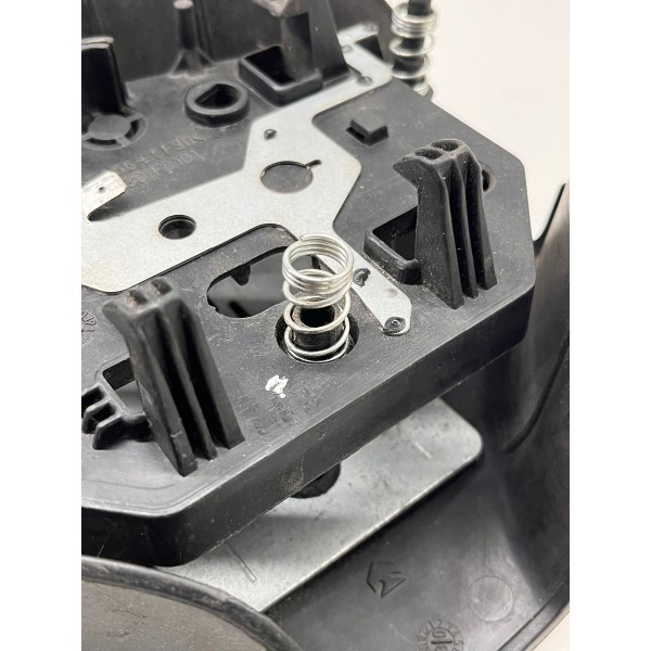 Tampa Do Volante Do Motorista Peugeot 207  2011