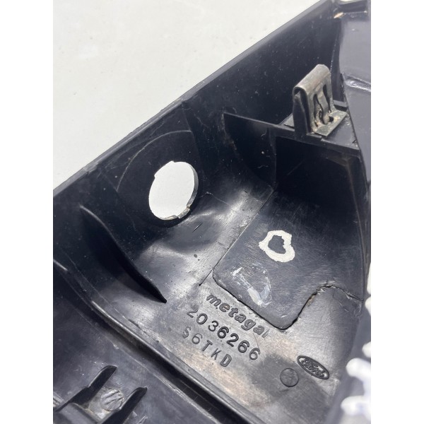 Moldura Interna Retrovisor Direito Fiesta 2004 A 2012