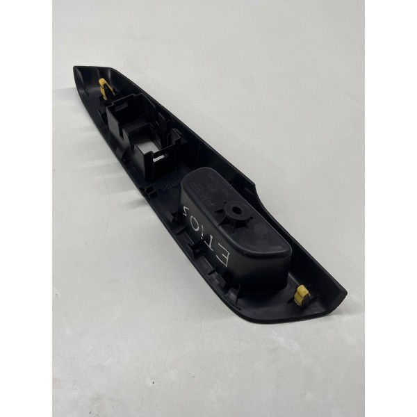 Moldura Botao Vidro Tras\dir Toyota Etios 2013 A 2021