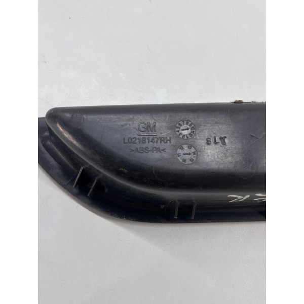 Moldura Botão Vidro Traseiro Direito Tracker 2019