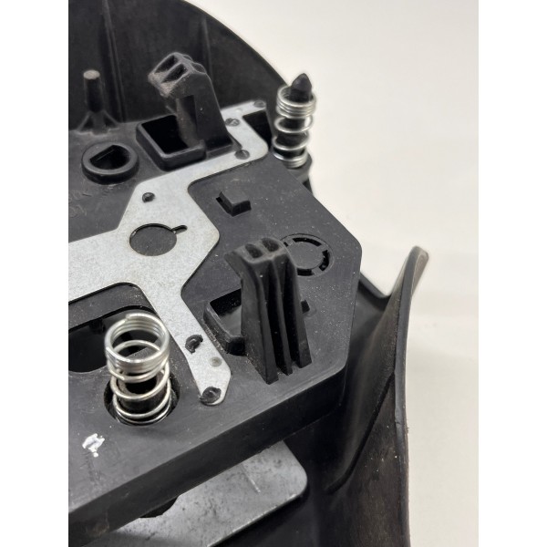 Capa\tampa Do Volante Peugeot 208 2019