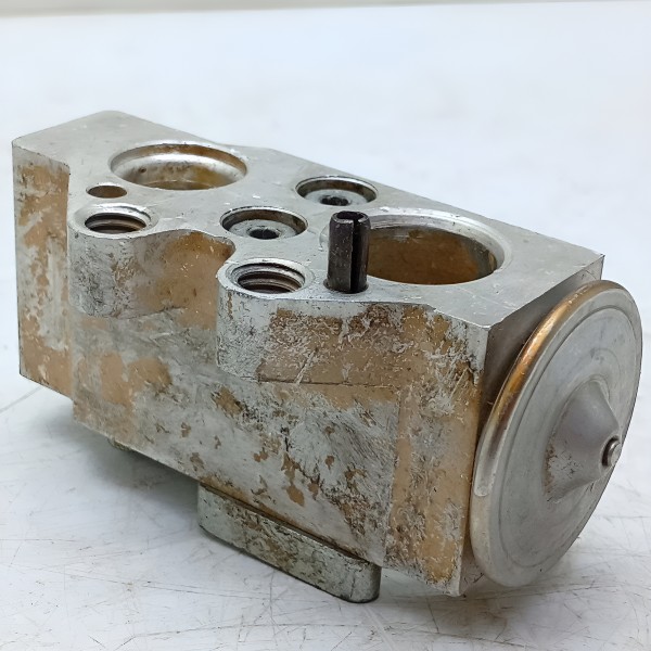 Válvula Expansão Block Volkswagem Up 2010