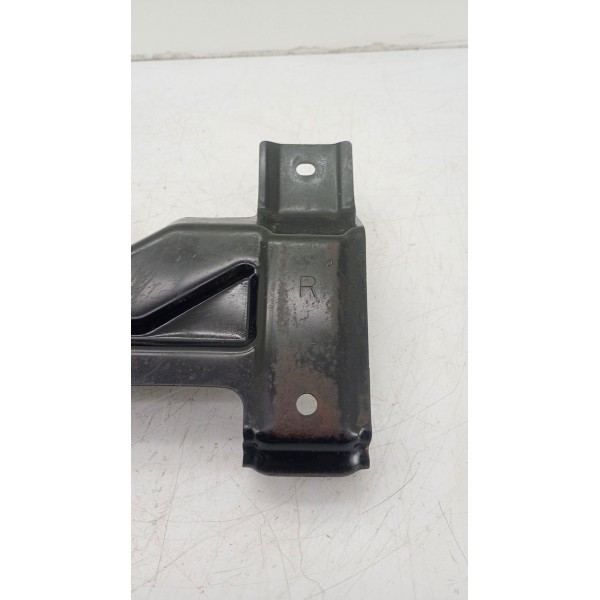 Base Para-choque Mitsubishi Montero Limited 2001-2016