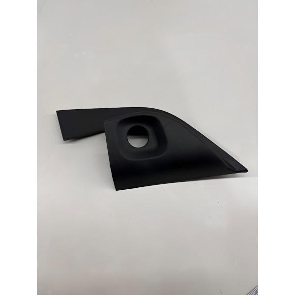 Moldura Interna Retrovisor Dir Chevrolet Onix 2019