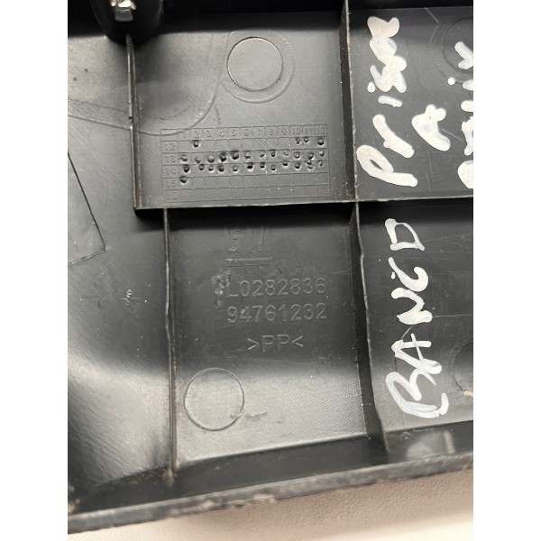 Moldura Lateral Banco Esq\dir Chevrolet Onix 2019