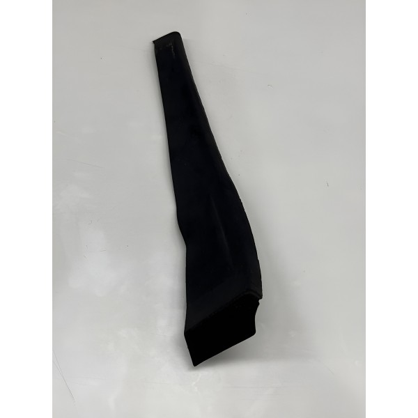 Moldura Acabamento Churrasqueira Esq Onix 2019 A 2021