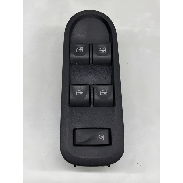 Botão Vidro Elétrico D/esq Renault Duster 2015 A 2019