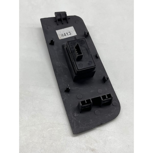 Botão Vidro Elétrico Dir\dian Fiat Siena 2006 2007 08 A 2009