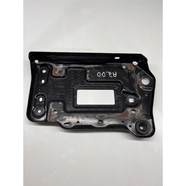 Suporte Da Bateria Mercedes Bens Gla 200 1.6 Turbo 2016