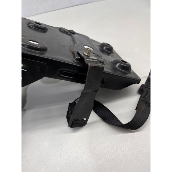 Base Suporte Caixa Bateria Fiat Palio 2013 A 2016