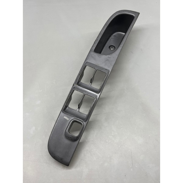 Moldura Comando Vidro Esquerdo Pajero Dakar 2014 A 2016