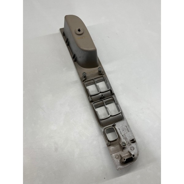 Moldura Comando Vidro Esquerdo Pajero Dakar 2014 A 2016