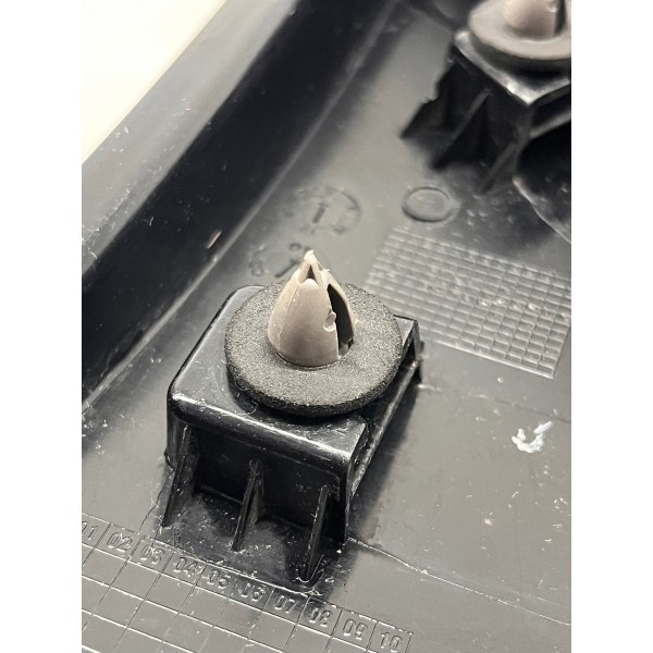 Moldura Acabamento Tras\dir Fiat Mobi 2016