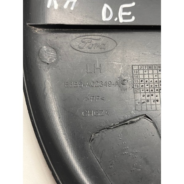 Soleira Porta Dian\esq Ford Ka 2016