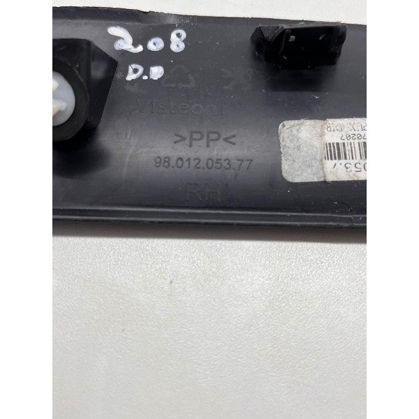 Acabamento Retrovisor Esquerdo Peugeot 208 2015 A 2021