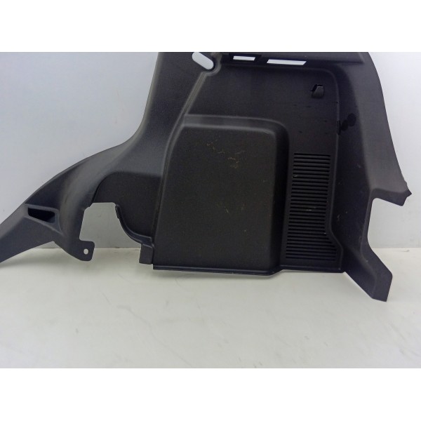 Moldura Porta Malas Lado Direito Ford Ka  2014 A 2022