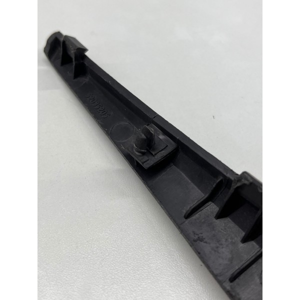 Acabamento Churrasqueira Direito Cobalt 2012 A 2018