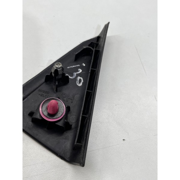 Acabamento Porta Traseira Direita Hyundai I30 2009 A 2012