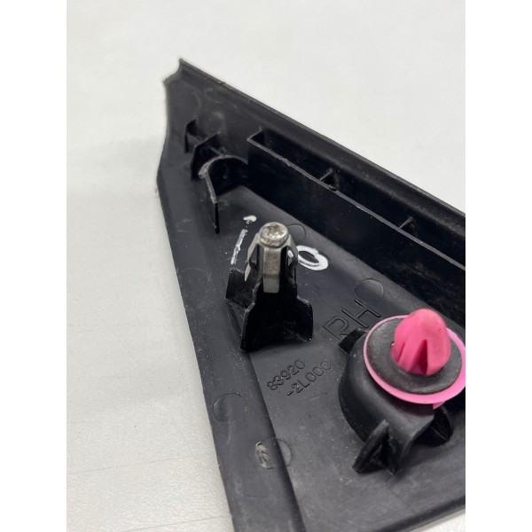 Acabamento Porta Traseira Direita Hyundai I30 2009 A 2012