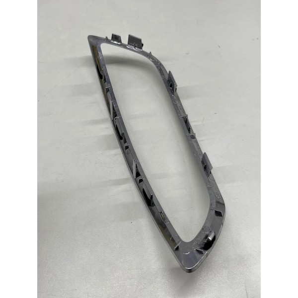 Moldura Ld\direito Chevrolet Tracker 2013 A 2016